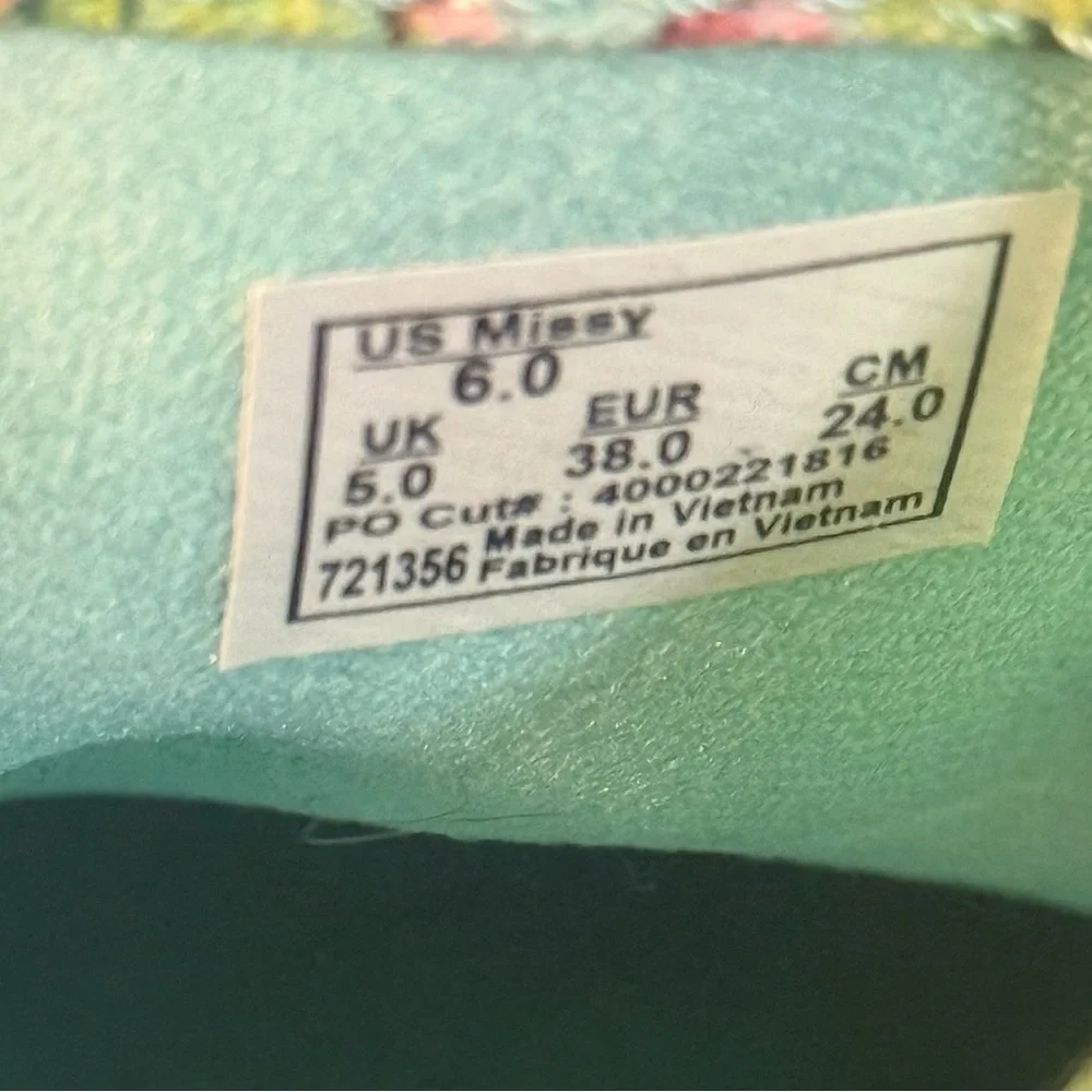 Vans Ultracush Shoes Pink Flamingo Womens Size 6 Low Top Lace Up Skateboard NEW